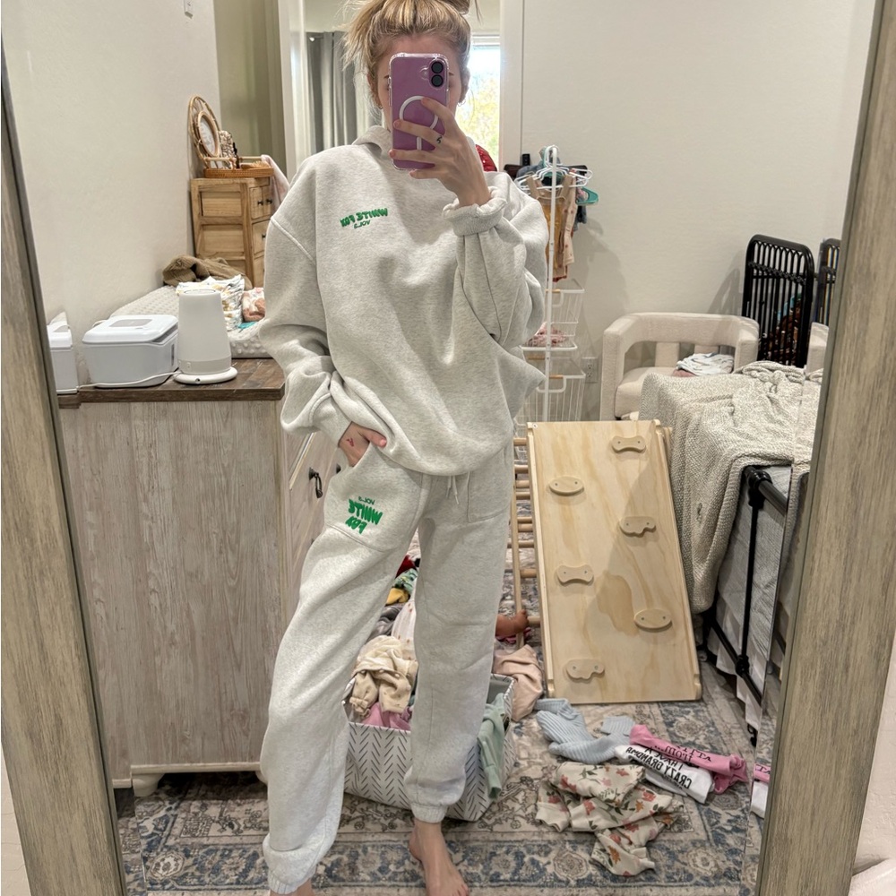White fox set